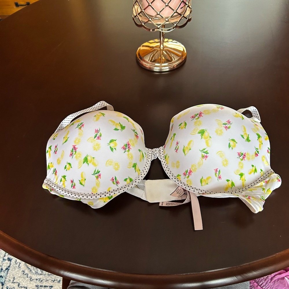 Victoria's Secret White and Yellow lemons bra